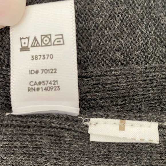 LOFT Sweater Knit Soft Grey & Charcoal Colorblock Poncho One Size - Picture 12 of 12